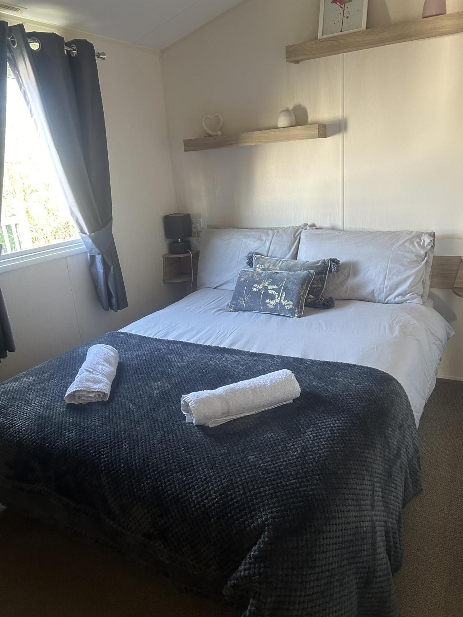 Shells Breaks Lakes Shearwater 27 Holiday home Tattershall