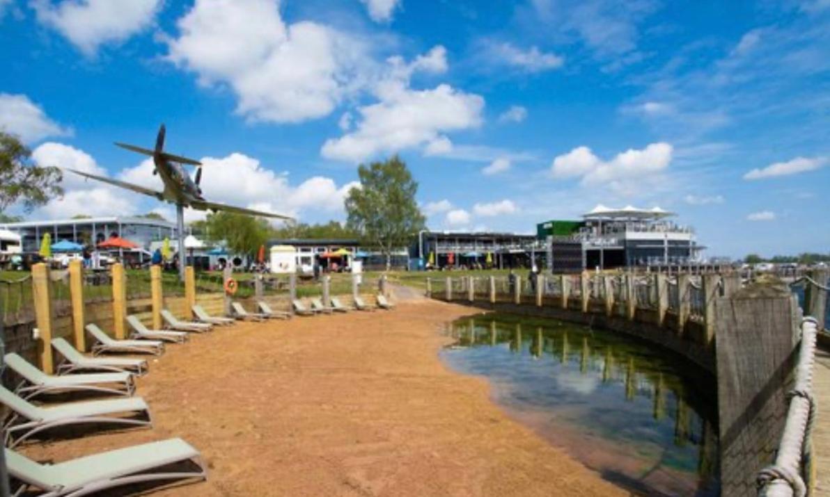 Shells Breaks Lakes Shearwater 27 Tattershall